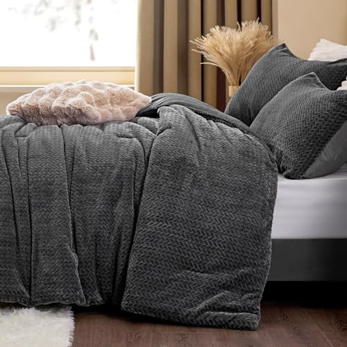 Twin Faux Fur Comforter Set with Pillowcase